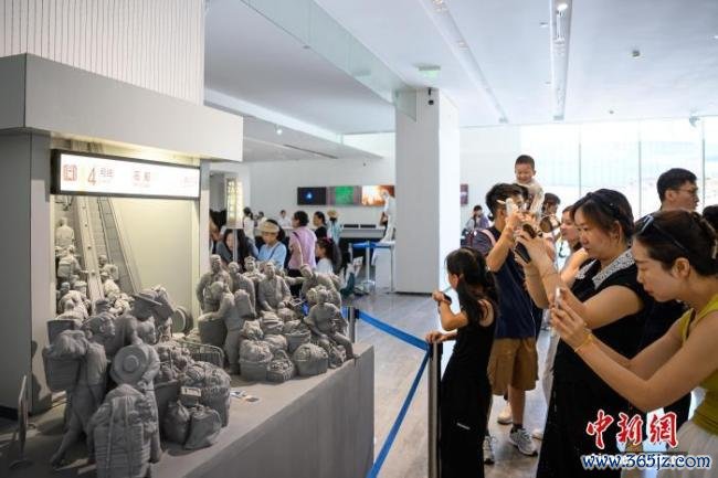 四川好意思术学院毕业作品展眩惑不雅众